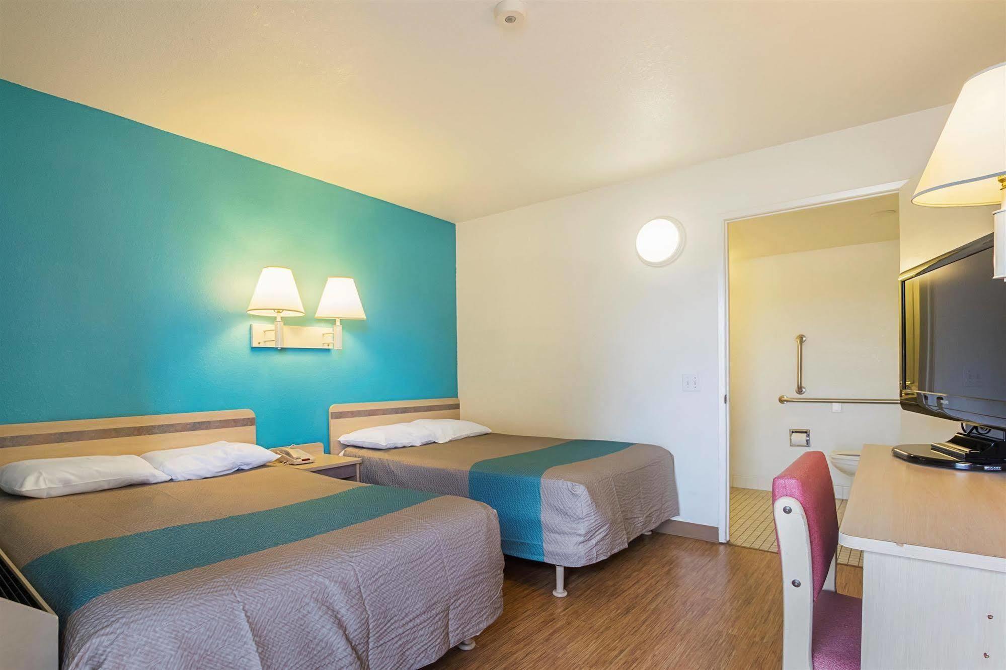 Motel 6-Rochester, Mn ภายนอก รูปภาพ