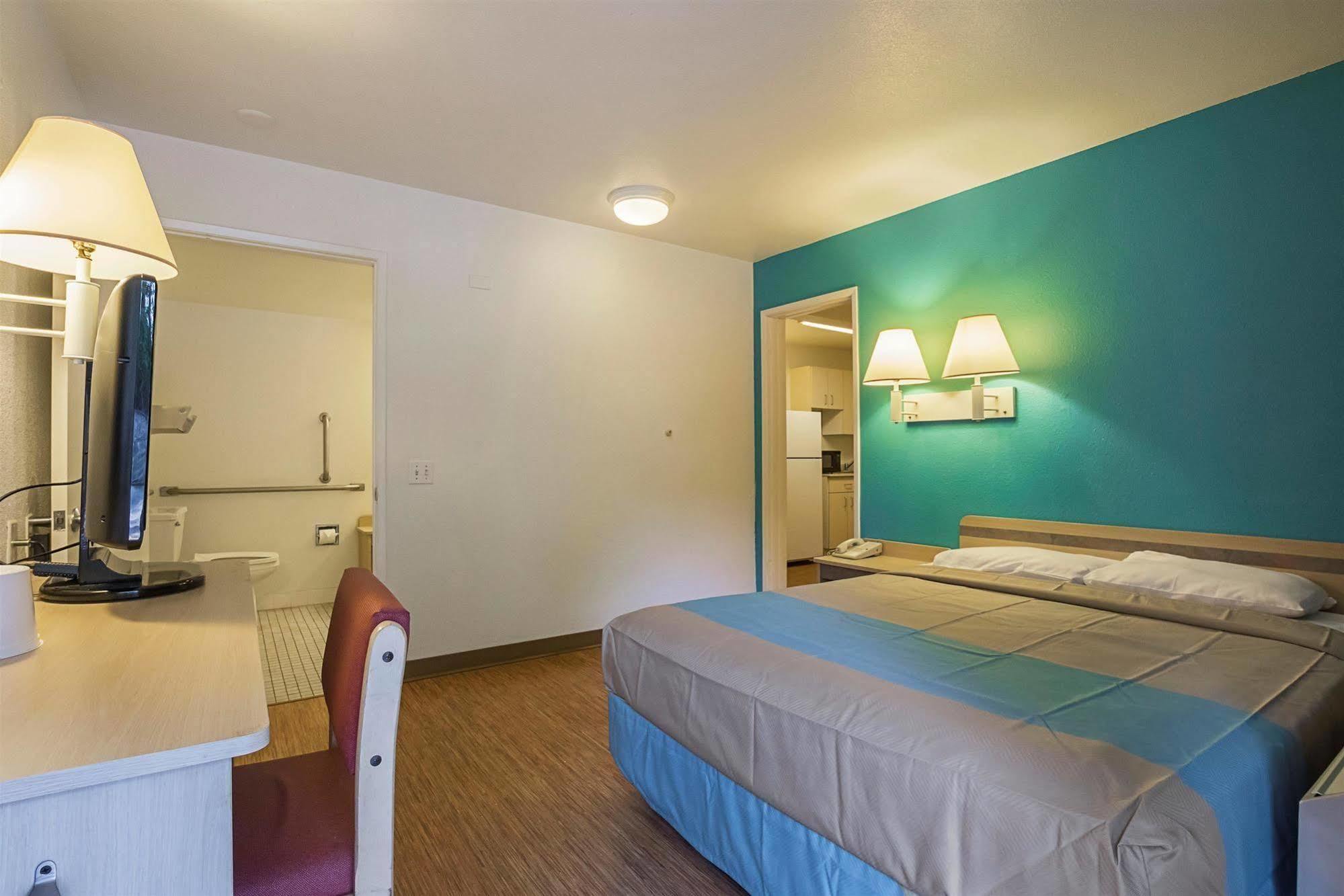 Motel 6-Rochester, Mn ภายนอก รูปภาพ