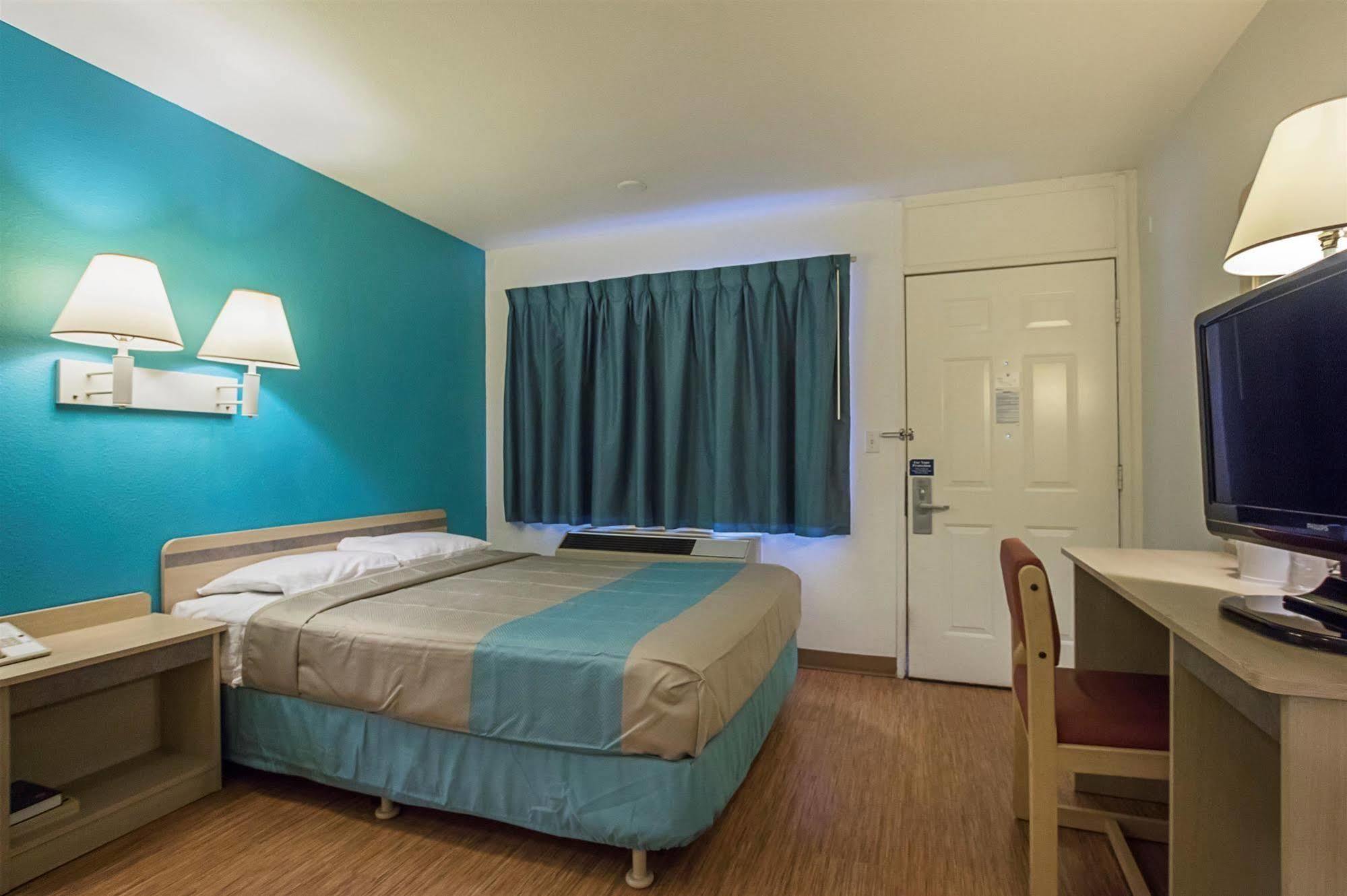 Motel 6-Rochester, Mn ภายนอก รูปภาพ